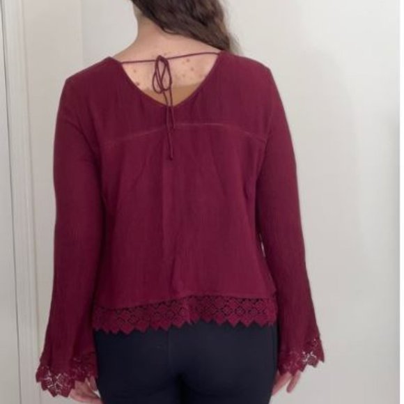 Burgundy Lace-Trimmed Blouse - Picture 3 of 7